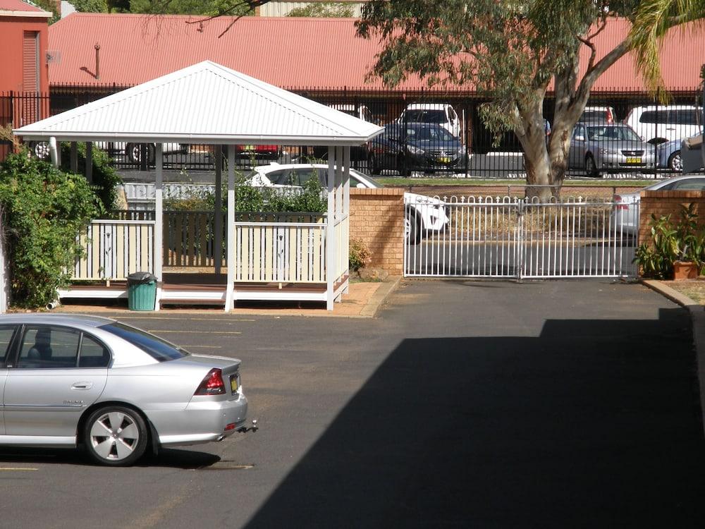 Blue Diamond Motor Motel Dubbo